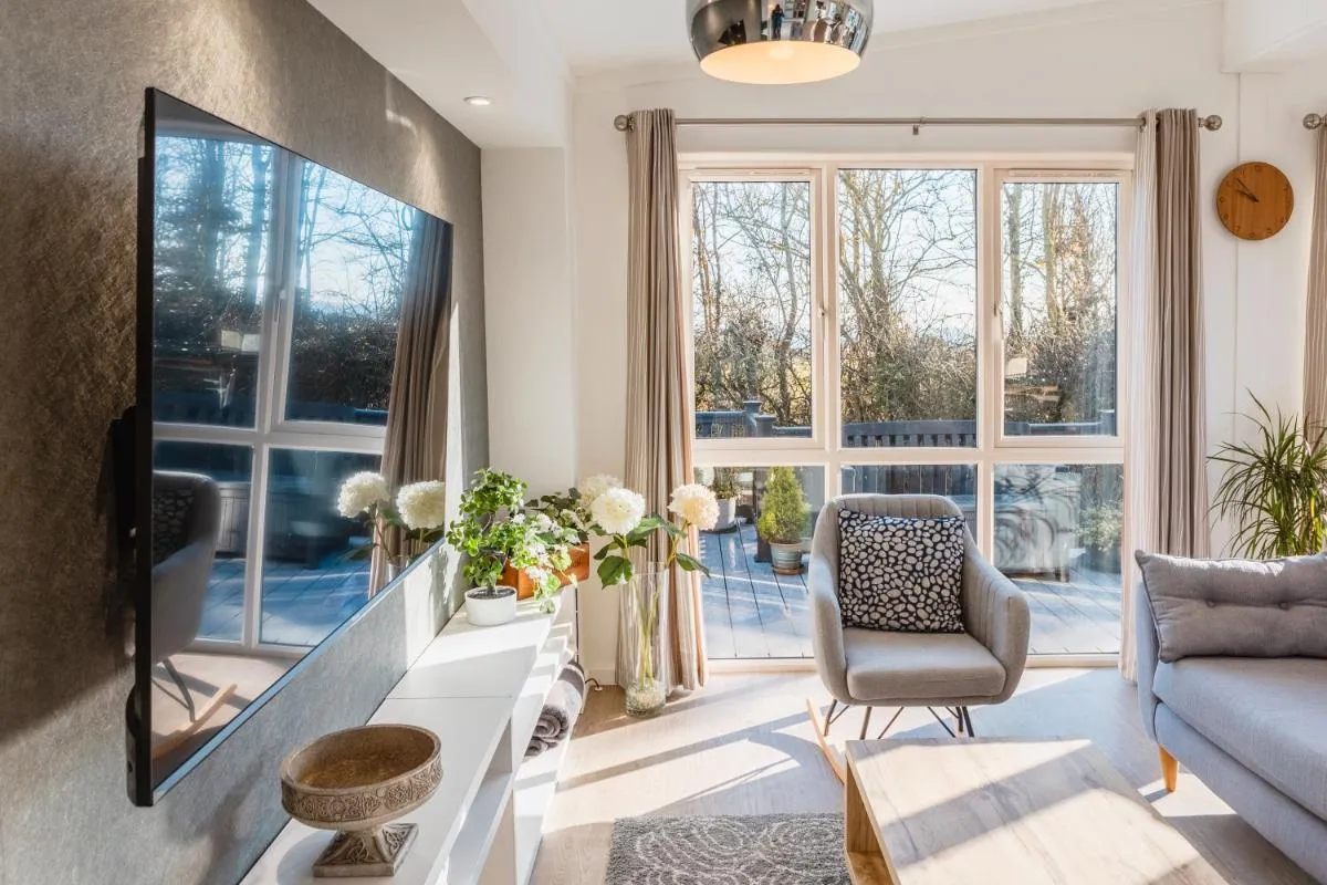 Image 5 of Luxurious 2-Bed Lodge in St Helens Ryde