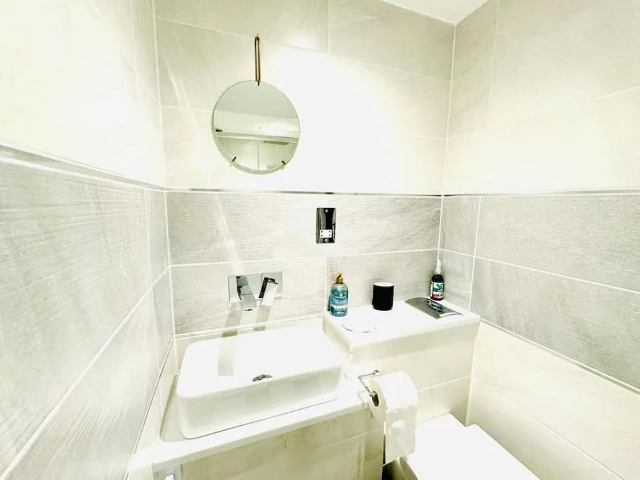 Image 6 of New Waverleys Retreat Stunning Loft Style Ventnor
