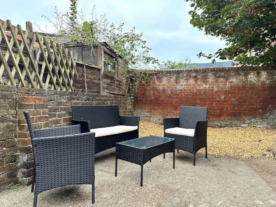 Image 6 of Open Mind Property – 6 Beds & Free Parking