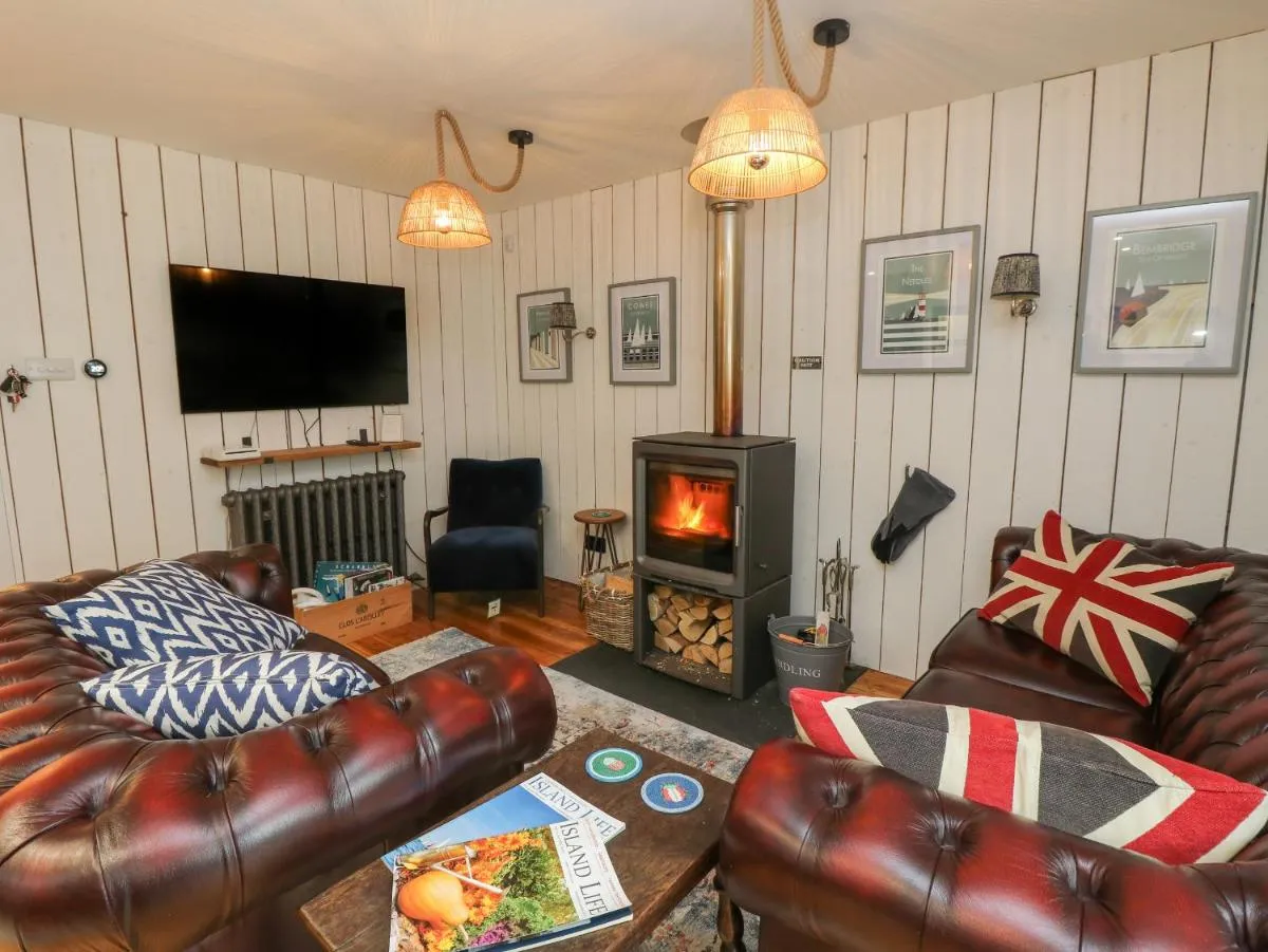 Image 5 of Palm Tree Cottage