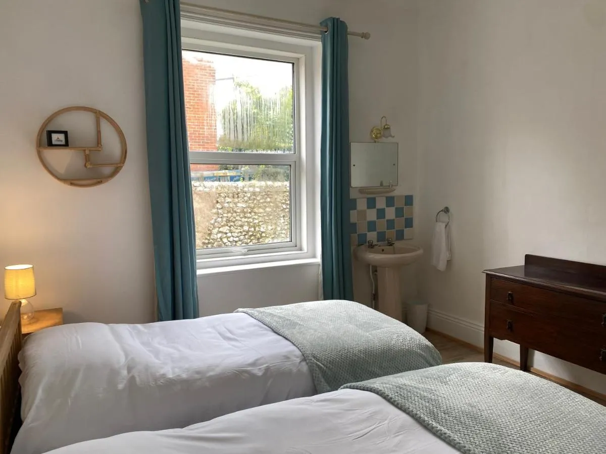 Image 6 of Peaceful Coastal Apartment