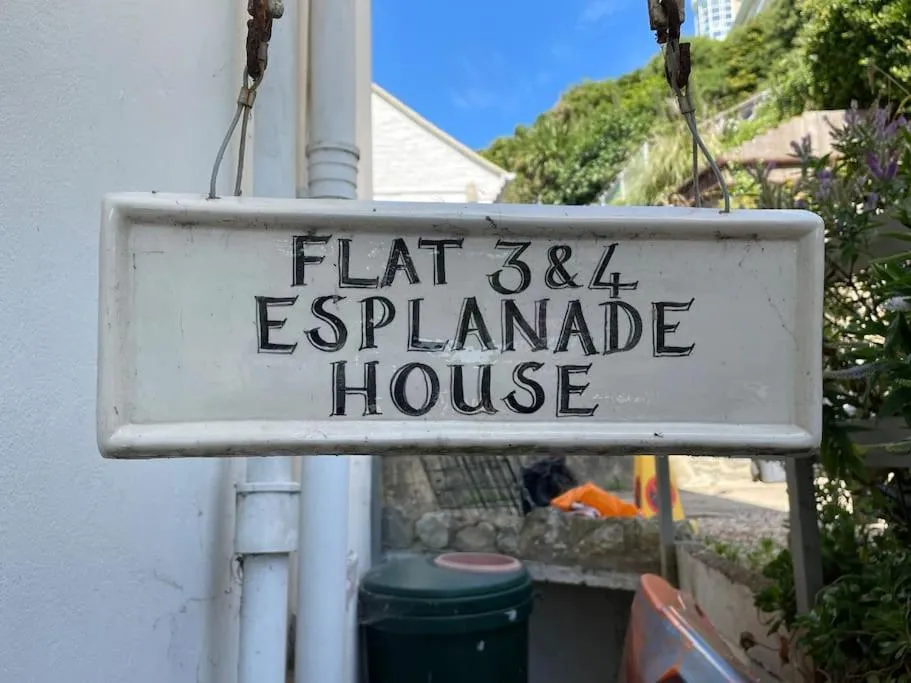 Image 6 of Pirates Place Ventnor Esplanade Beach and Sea Views