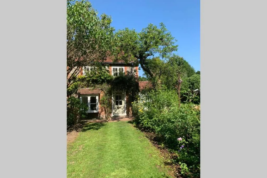 Image of ROSE COTTAGE