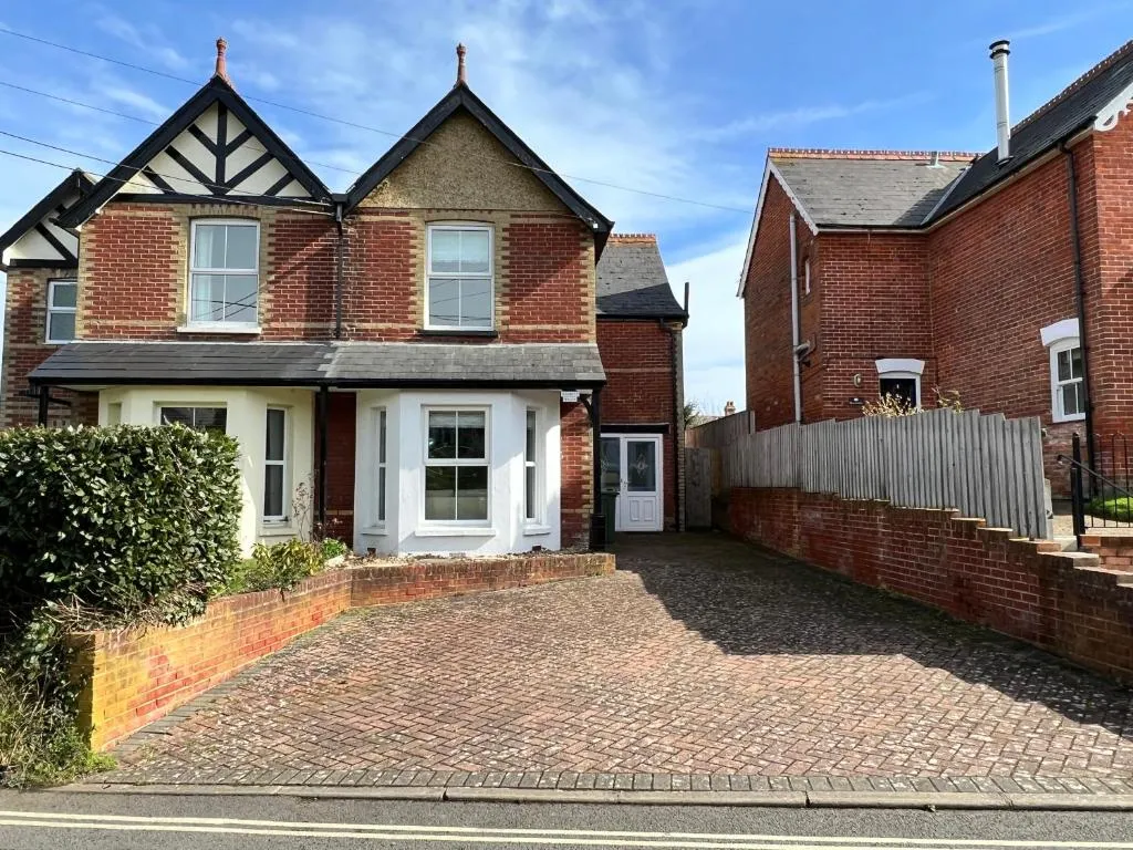 Image of RedButt House, Freshwater, 3 Bedrooms, WiFi, Garden