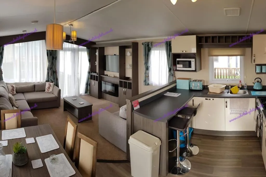 Image 2 of Regal, West Sands, Seal Bay Resort, Selsey