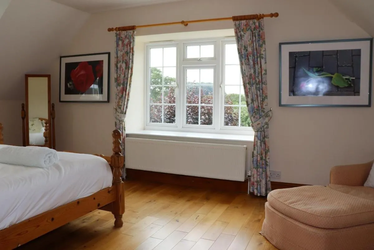 Image 5 of Rookley Farm Lodge – Pet friendly