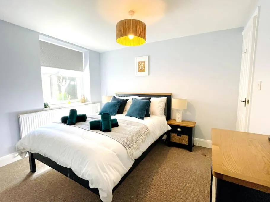 Image 2 of Rookley Villa, 3 Bedroom Family Apartment, Ventnor