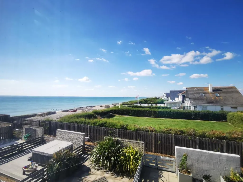 Image of Sea View 3 bedroom seaside property