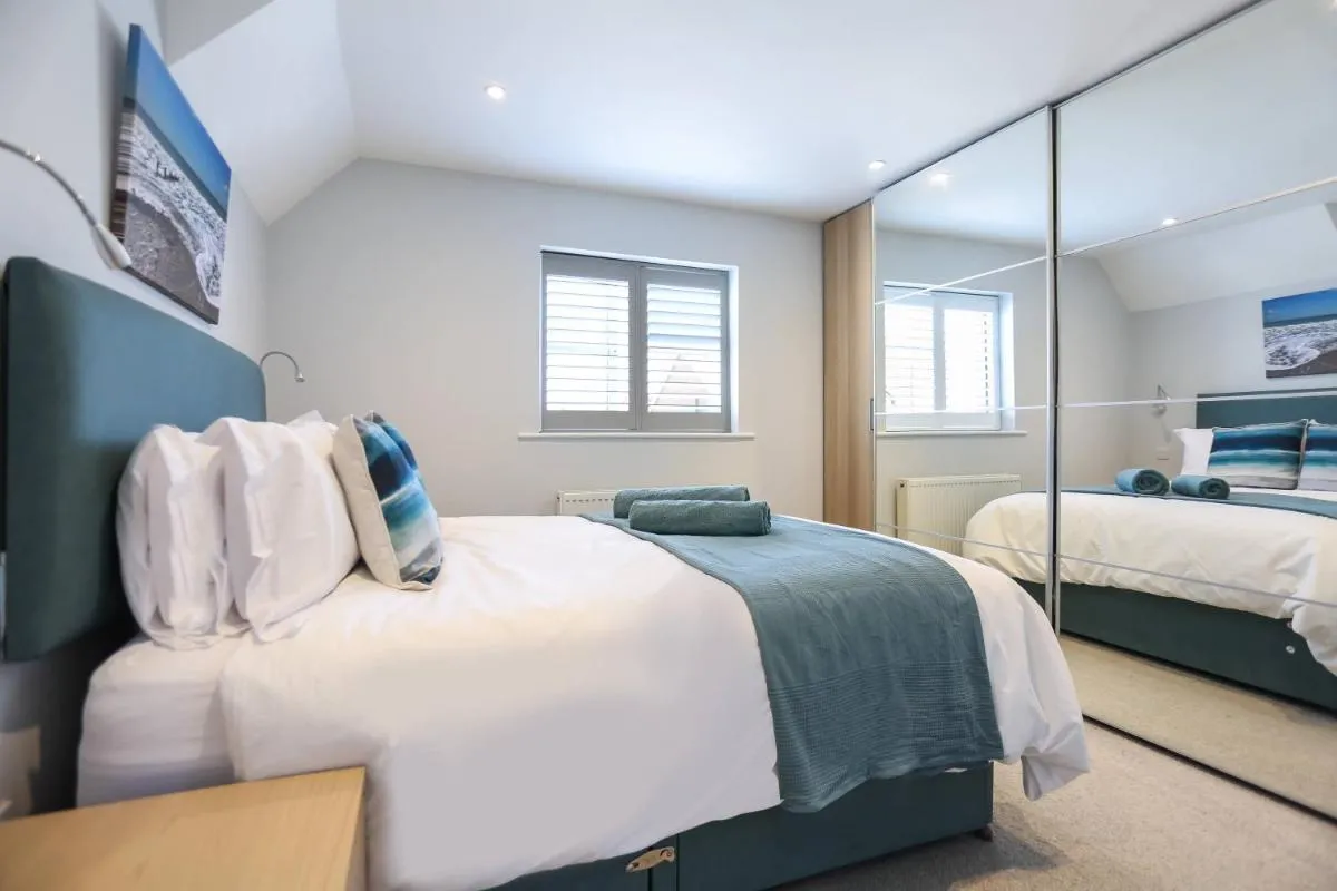 Image 1 of Seascape – 4 bed home in Bracklesham Bay