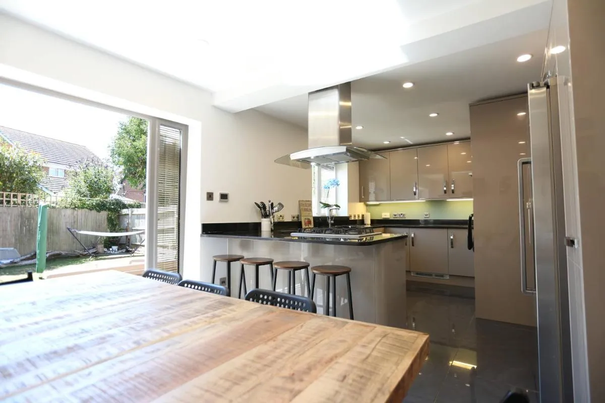 Image 2 of Seascape – 4 bed home in Bracklesham Bay