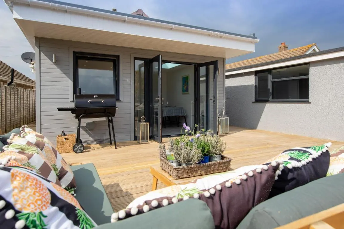 Image of Seaside Bungalow for 6 Close to Village & Beach