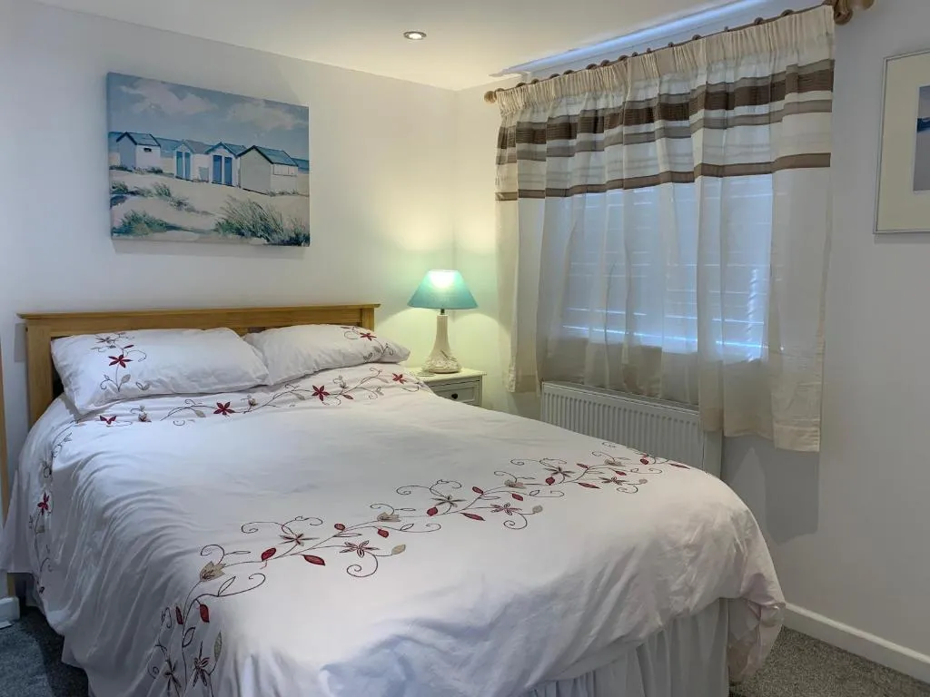 Image of Self contained annex with bedroom bathroom sitting room and kitchenette