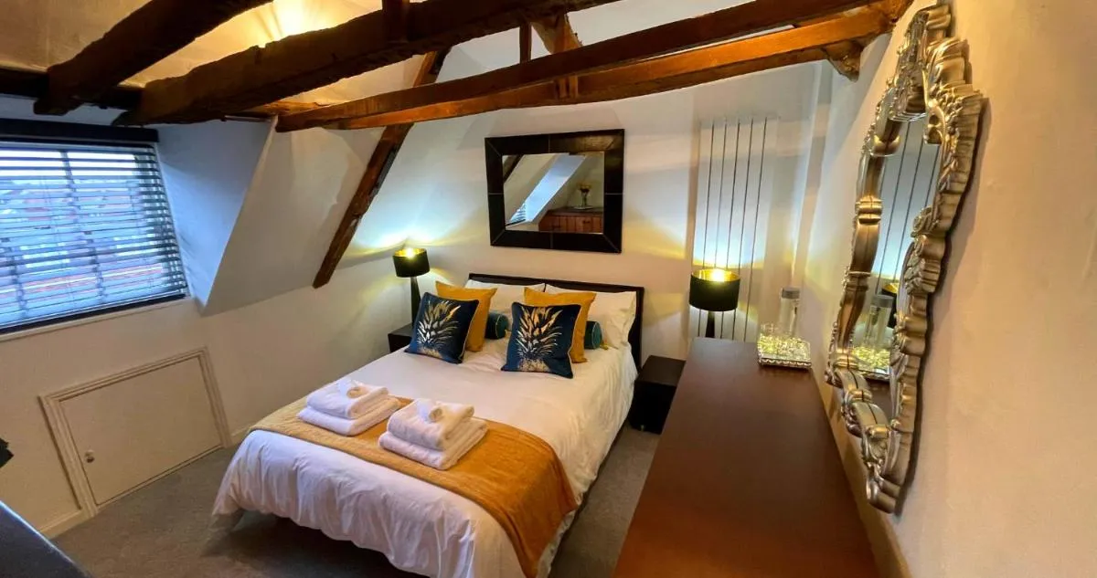 Image 1 of Stunning Luxury Apartment in Central Lymington