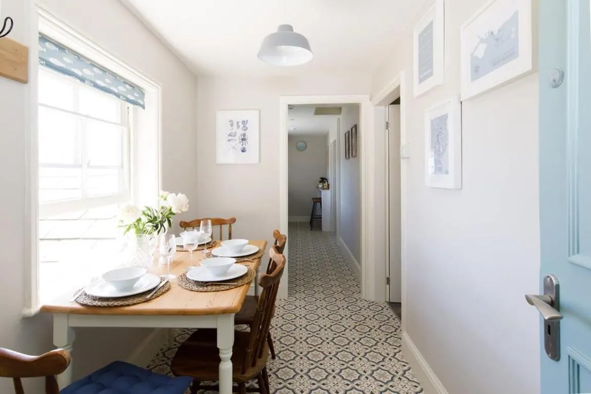 Image of Stylish Apartment in Gastro Pub West Wittering