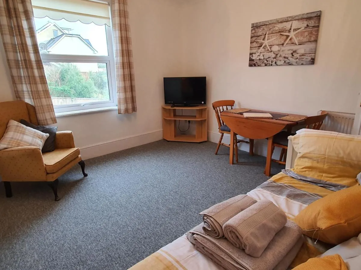 Image 3 of Summerhill Apartments