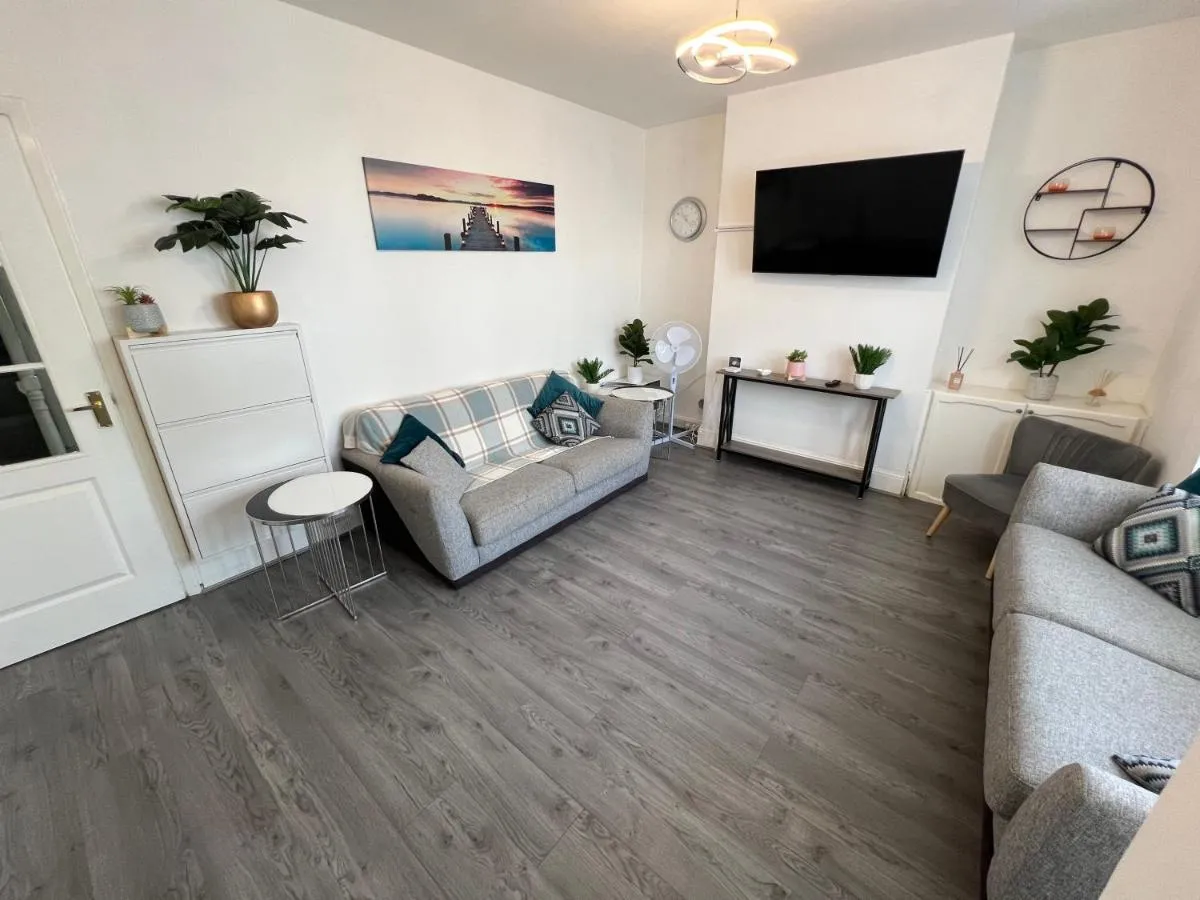 Image 4 of Sunrise Bay 3 Bedroom House AR20 Sandown Isle of Wight