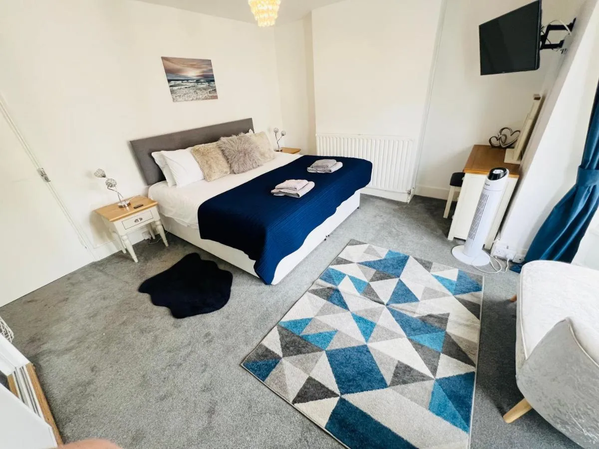 Image 6 of Sunrise Bay 3 Bedroom House AR20 Sandown Isle of Wight