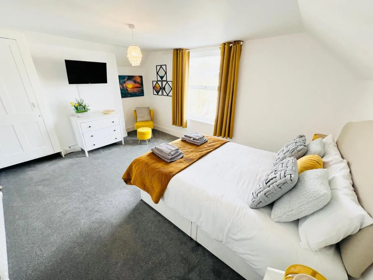 Image 1 of Sunrise Bay 3 Bedroom House AR20 Sandown Isle of Wight