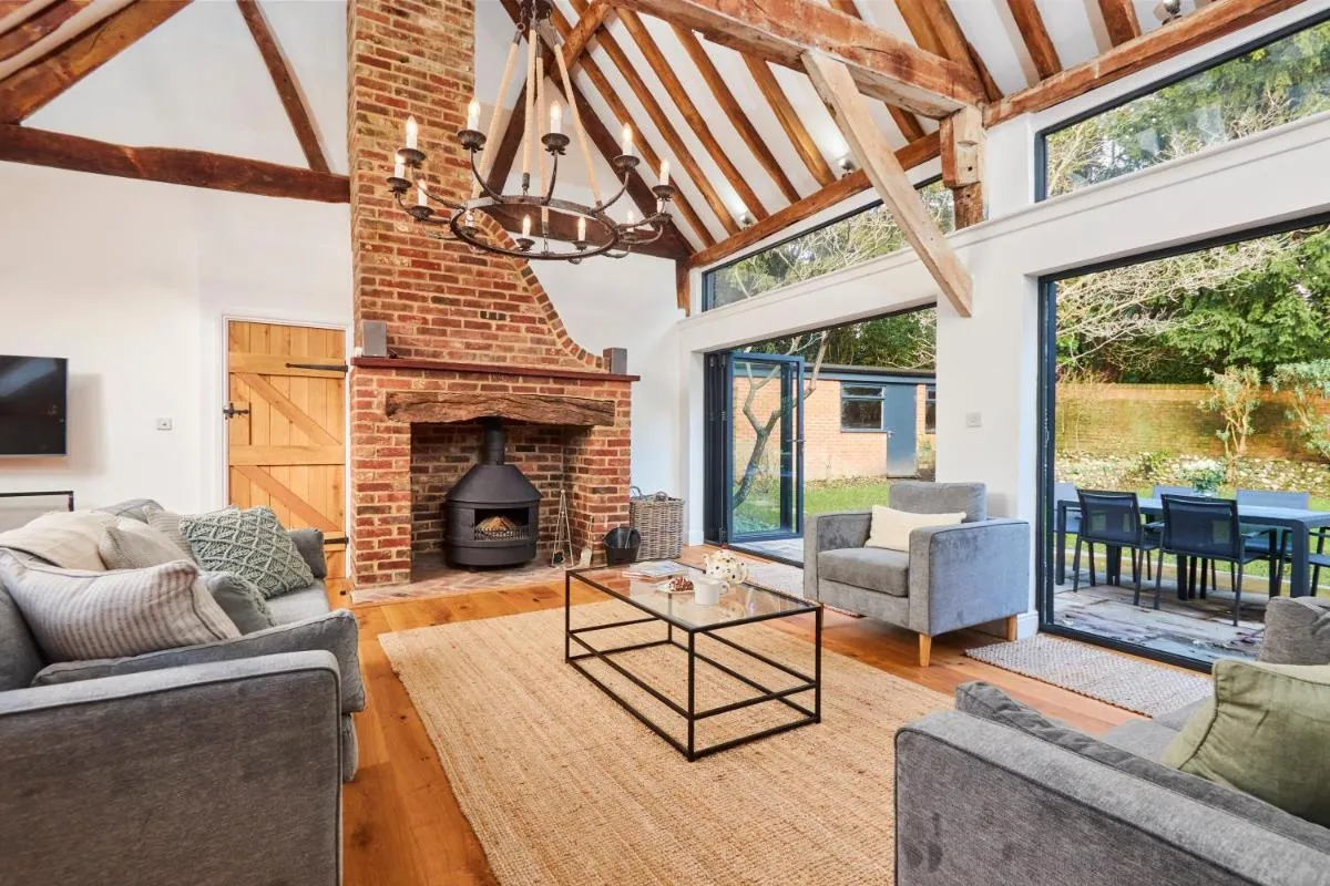 Image 2 of The Coach House, Hambledon
