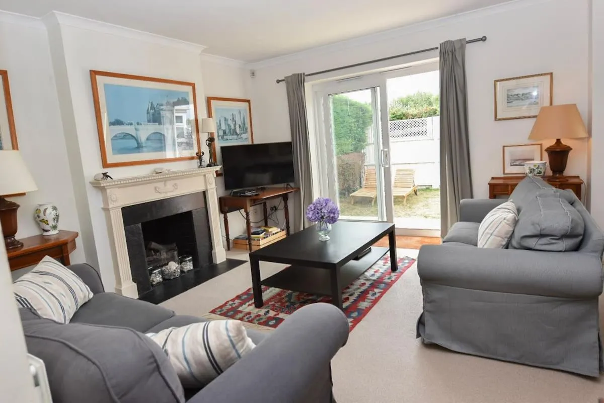 Image 4 of The Cottage a superb family coastal retreat