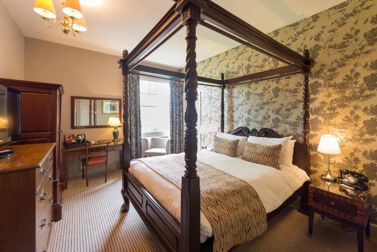 Image 1 of The Crown Manor House Hotel