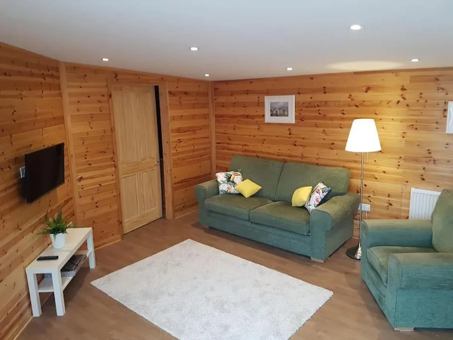 Image 4 of The Lazy Lodge