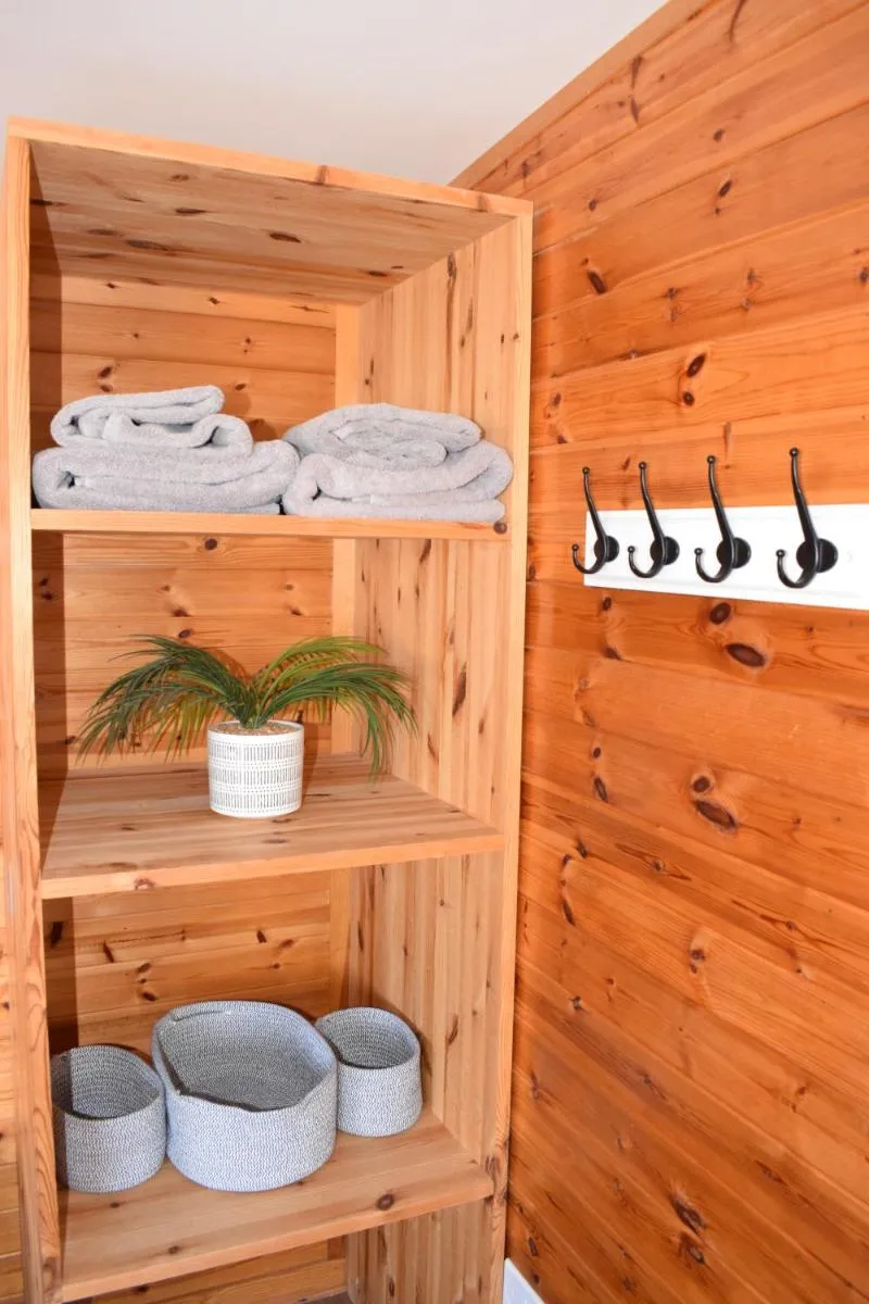 Image 2 of The Lazy Lodge