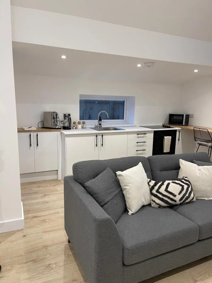 Image 3 of The Lodge Hideaway in Cowes