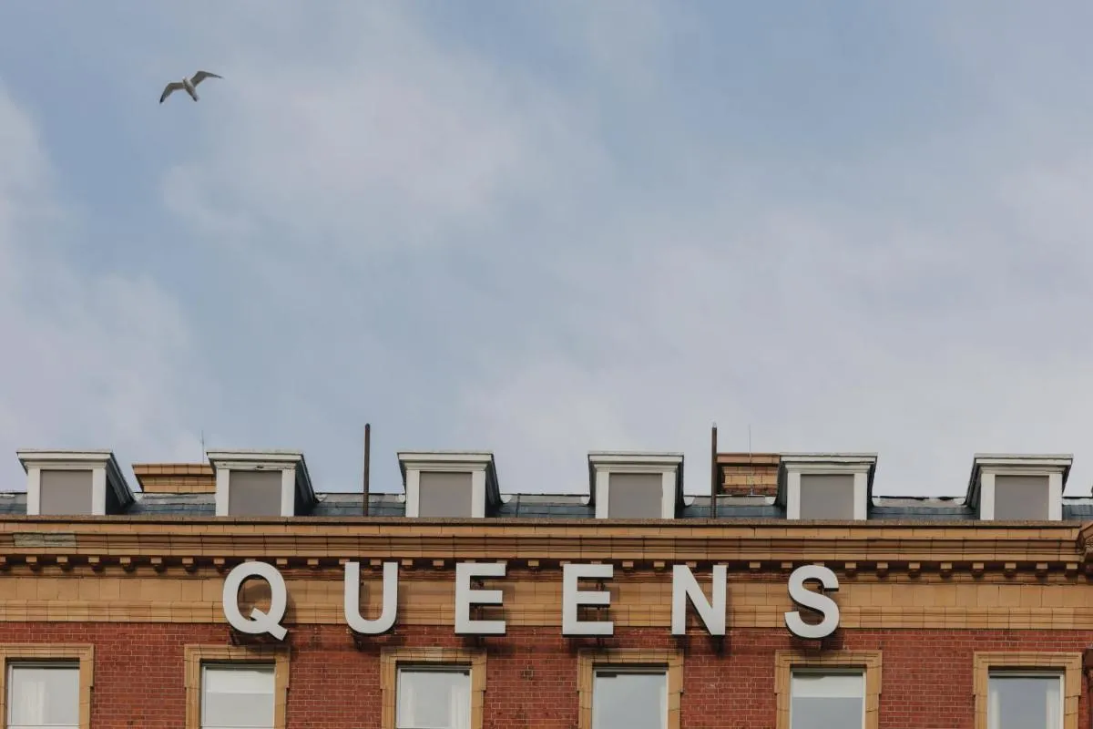 Image 5 of The Queens Hotel