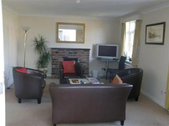Image 4 of Travelrest Fareham Solent Gateway