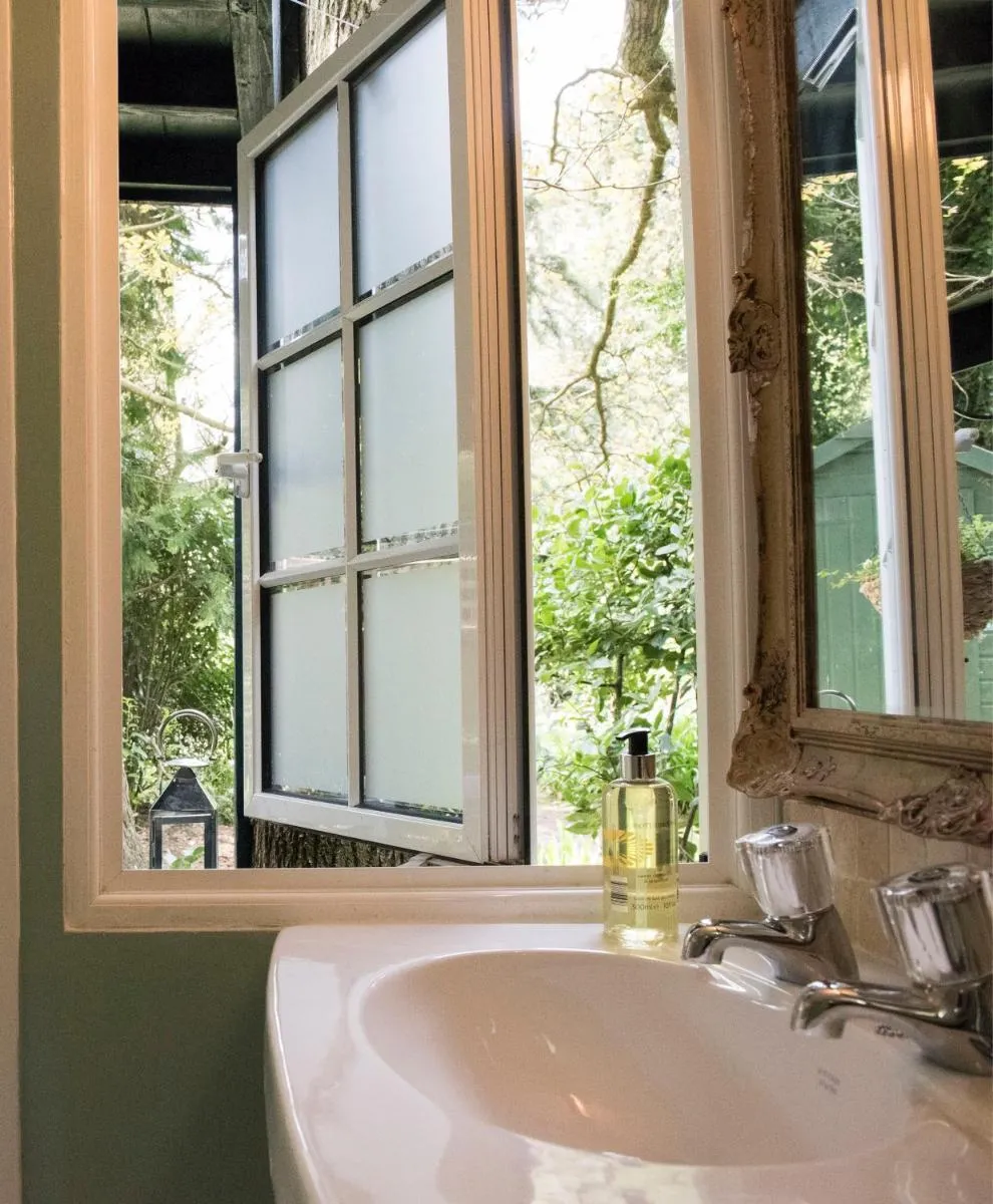 Image 6 of Ward Avenue B&B