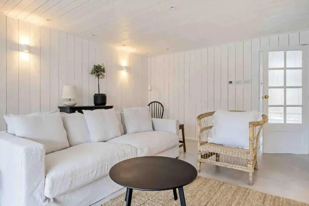 Image of sea side cottage *brand new*